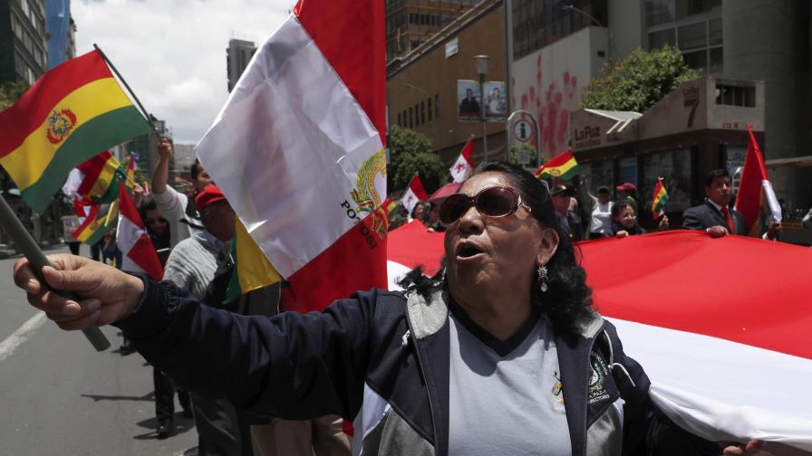 LO ÚLTIMO:  FFAA de Bolivia dice Evo Morales debe renunciar