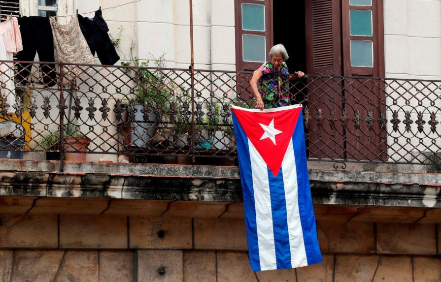 Cuba conmemora su Día de la Rebeldía Nacional en pleno auge del COVID-19