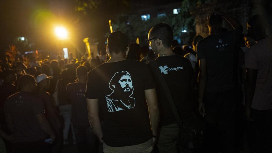 Miles de jóvenes cubanos recuerdan el legado de Fidel Castro Miles de jóvenes cubanos recuerdan el legado de Fidel Castro