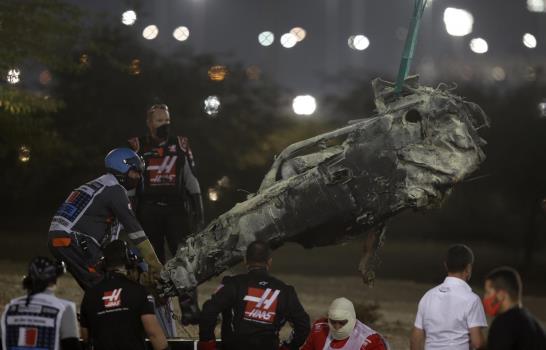 Grosjean escapa de escalofriante accidente en GP de Bahréin