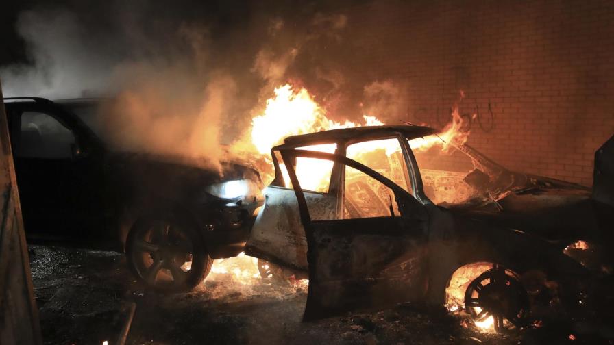 Líderes norirlandesas piden calma tras nuevos disturbios