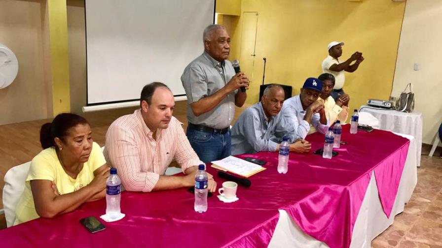 Danilistas y leonelistas convocan actos políticos