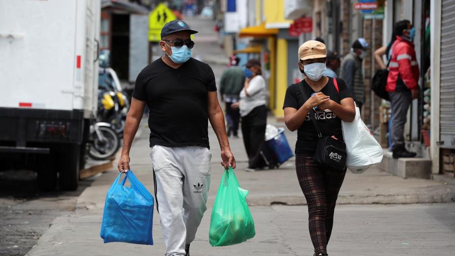Ascienden a cinco los muertos y a 367 los contagios por COVID-19 en Ecuador Ascienden a cinco los muertos y a 367 los contagios por COVID-19 en Ecuador