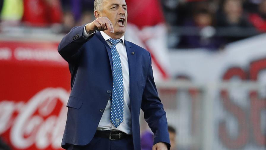 Argentino Gustavo Alfaro, nuevo técnico de Ecuador