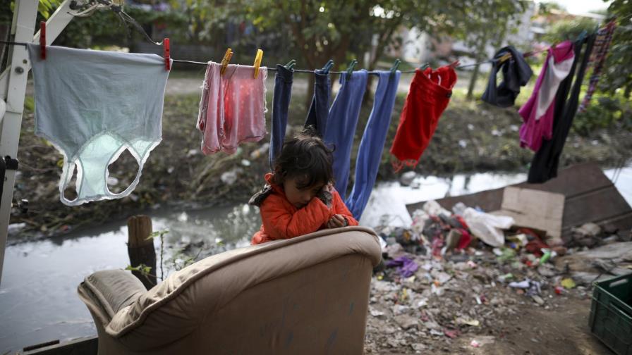 Inédita campaña reparte cajas con alimentos en Argentina