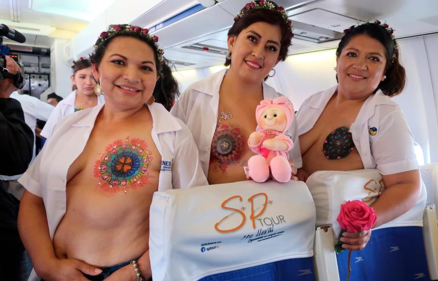 La prevención del cáncer de mama llega hasta los cielos de Ecuador
