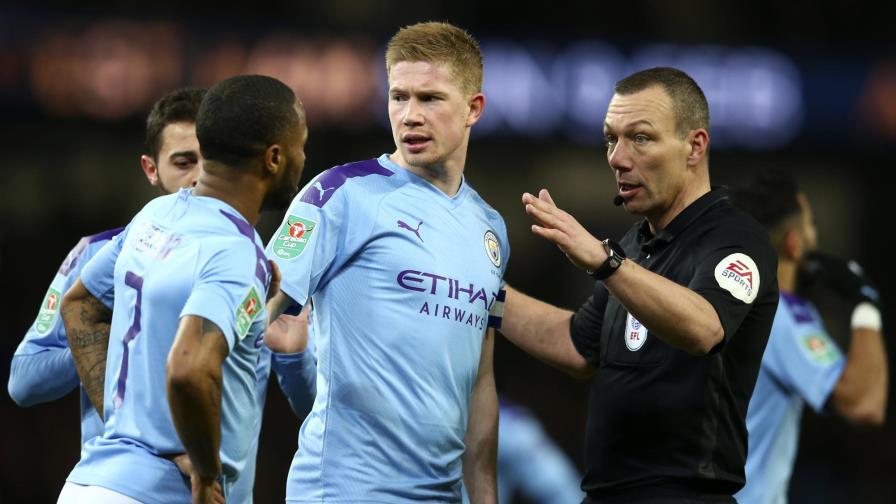 Pese a sanción, Inglaterra conserva 4 boletos de ‘Champions’