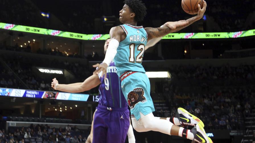 Brooks y Clarke lideran triunfo de Grizzlies ante Hornets