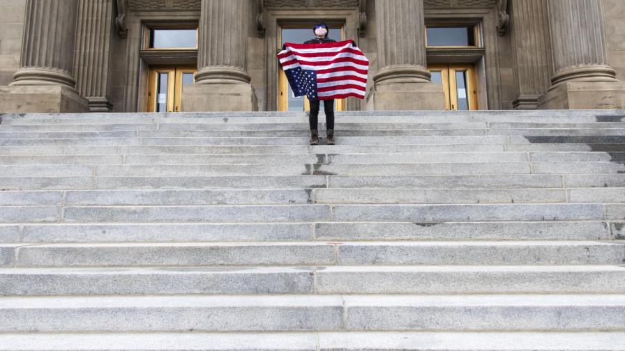 Estados republicanos buscan limitar enseñanza sobre raza Estados republicanos buscan limitar enseñanza sobre raza