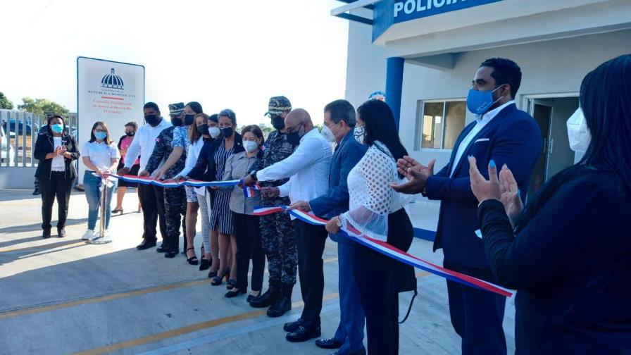 Villa Fundación de Baní cuenta con nuevo destacamento policial 