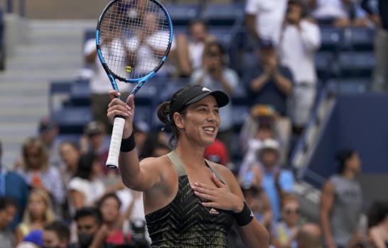 Tenistas de 18 años echan a Tsitsipas y Osaka del US Open