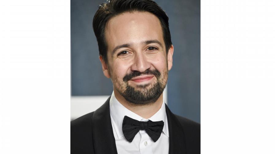 Nueva beca otorga 25.000 dólares a 30 escritores boricuas