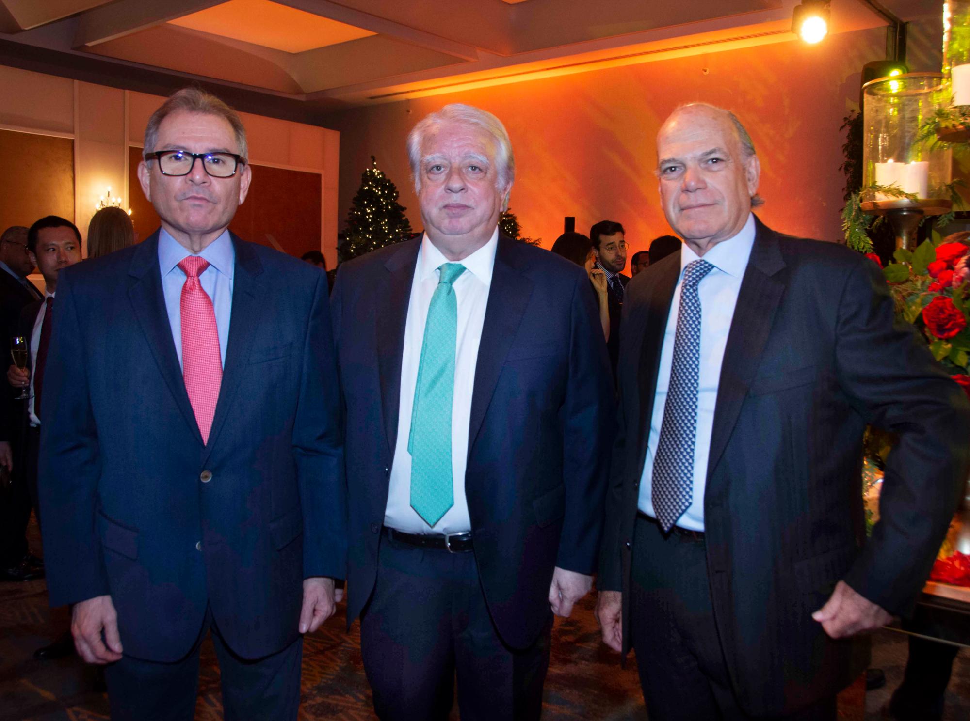 Luis Carlo Sura, Jesús Barderas y Luis Emilio Velutini. 