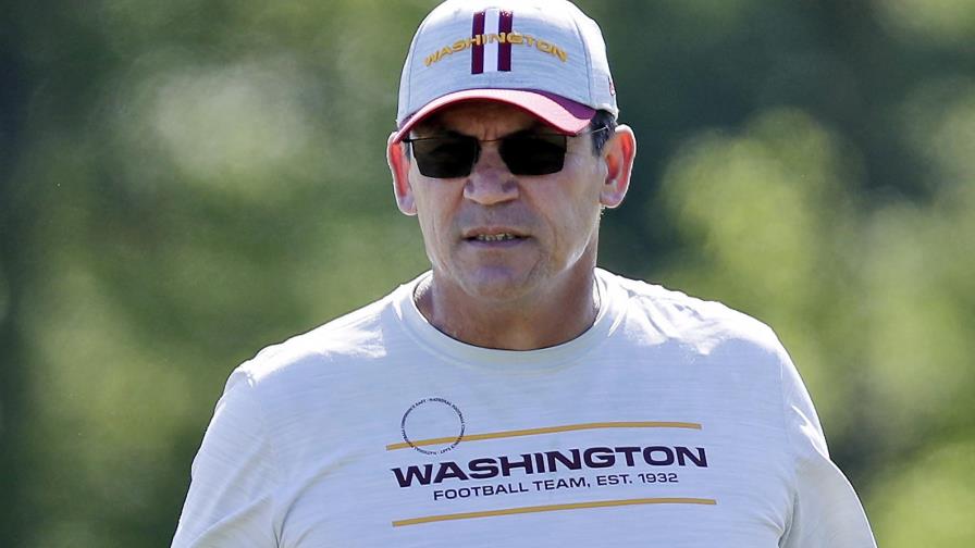 Jugadores sin vacunar frustran a entrenador de Washington