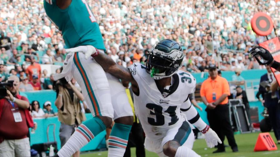 Dolphins alargan contrato a receiver DeVante Parker