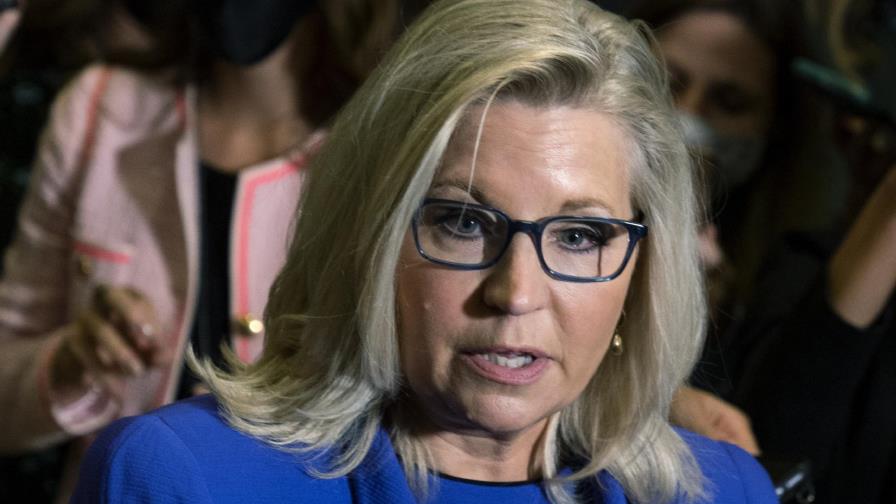 Liz Cheney es destituida por republicanos en el Congreso