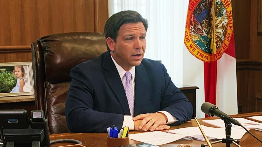 Gobernador de Florida enfrenta dilema entre economía y salud Gobernador de Florida enfrenta dilema entre economía y salud