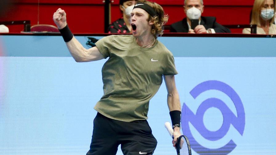 Rublev derrota a Sonego para 5to título de la temporada