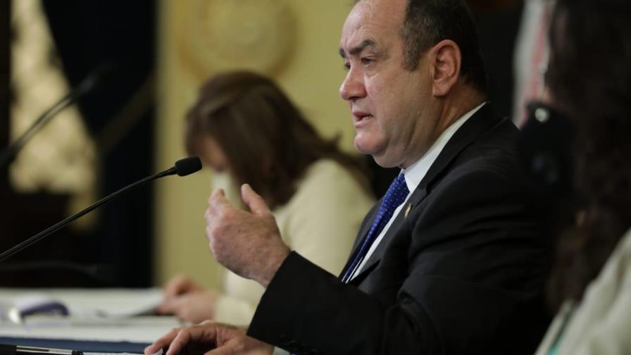 Giammattei apuesta por repetir el presupuesto de 2020 para atajar la crisis