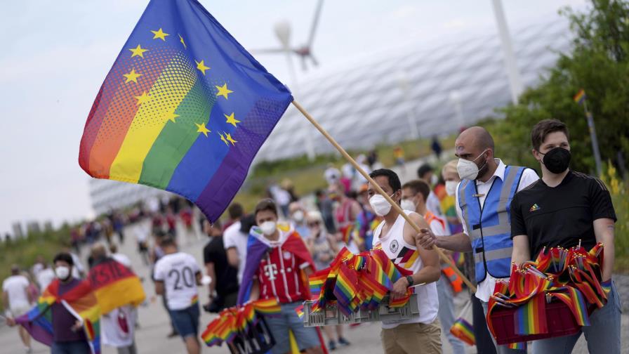 UE defiende derechos LGBT ante preocupación por ley húngara