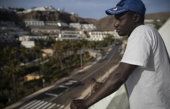 Hotel canario ofrece cobijo a migrantes necesitados