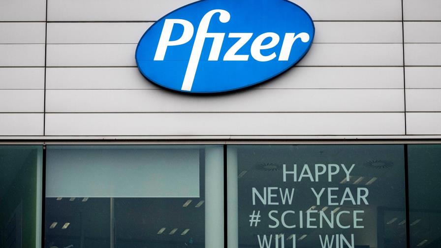 UE autoriza uso de vacuna de Pfizer contra COVID-19