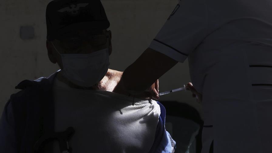 OPS pide que países ricos ayuden con vacuna a los más pobres