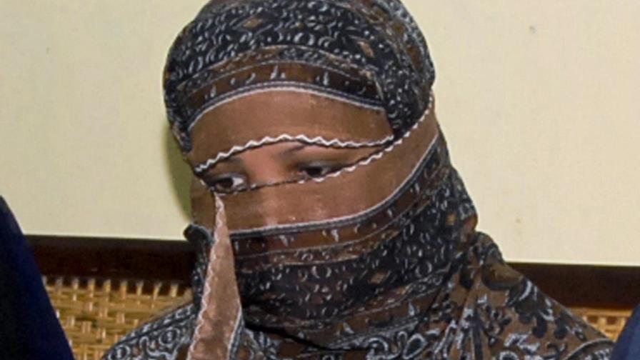 Mujer paquistaní acusada de blasfemia pide asilo en Francia Mujer paquistaní acusada de blasfemia pide asilo en Francia
