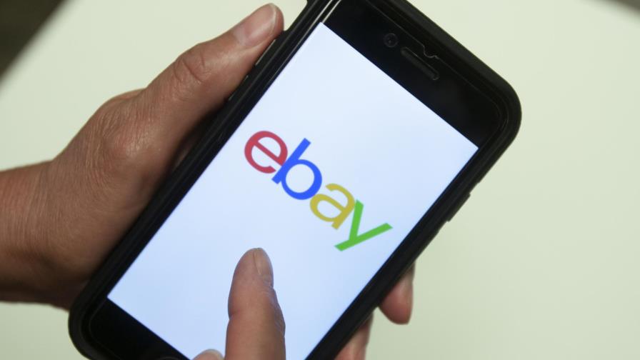Ebay y Facebook toman acciones contra comentarios falsos