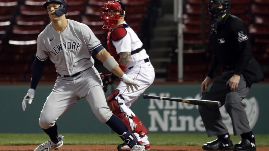 Yanquis remontan y vencen a Medias Rojas 6-5 en 12 innings Yanquis remontan y vencen a Medias Rojas 6-5 en 12 innings