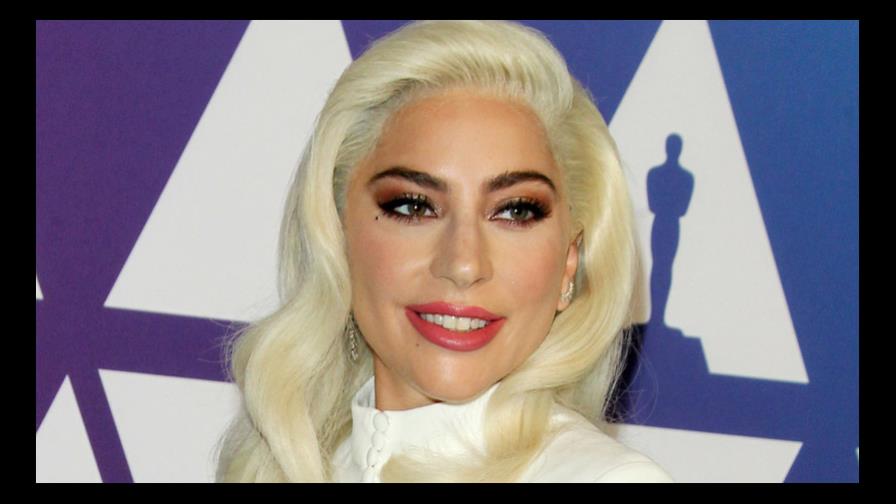 Lady Gaga se hace un tatuaje fallido y le echa la culpa al alcohol Lady Gaga se hace un tatuaje fallido y le echa la culpa al alcohol