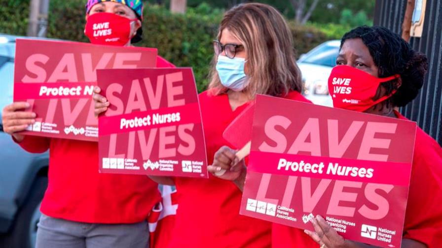 Enfermeras protestan en Miami por desprotección, carga laboral e injusticia Enfermeras protestan en Miami por desprotección, carga laboral e injusticia