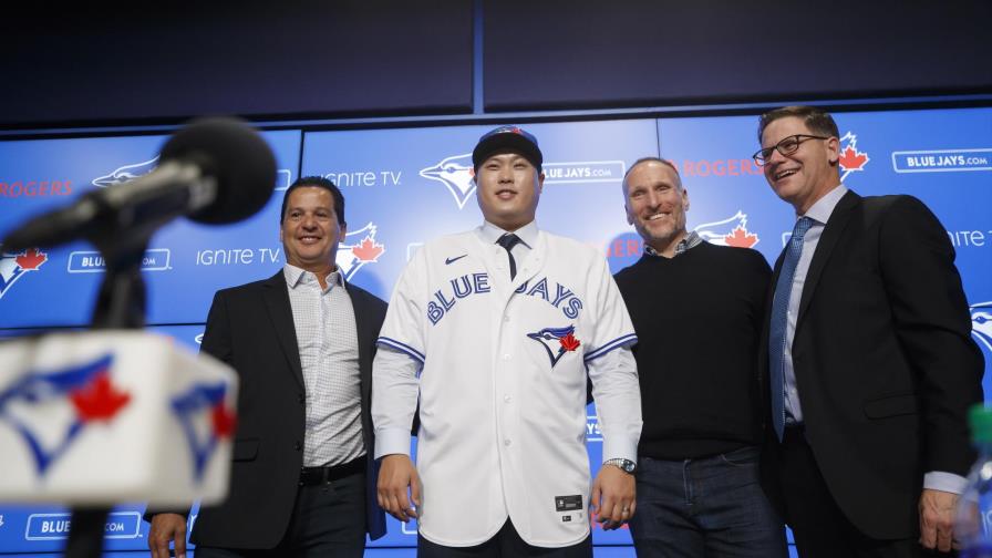 Abridor coreano Ryu se integra a los Azulejos de Toronto