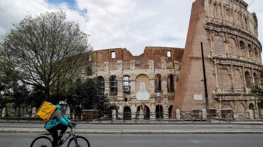 La economía italiana caerá un 8 % en 2020 y su déficit será del 10.4 %