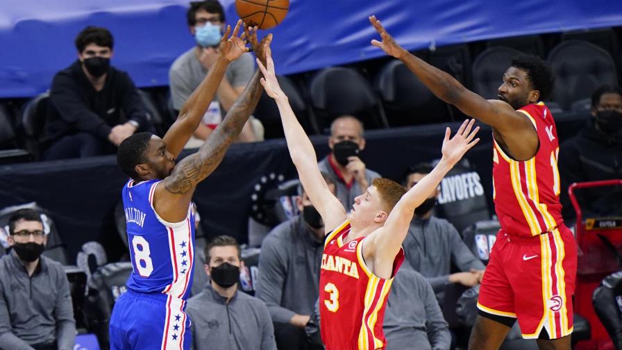 Sixers superan a Hawks 118-102 y empatan la serie