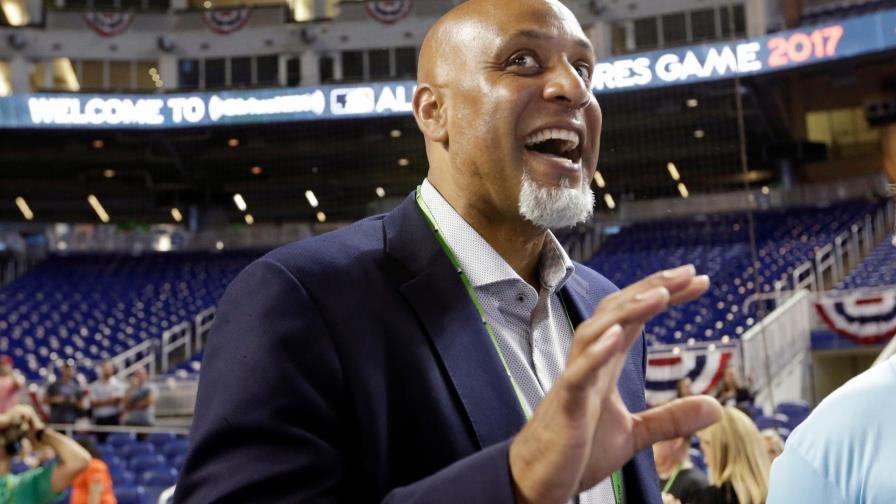 Líder sindical critica letargo en mercado de agentes libres Líder sindical critica letargo en mercado de agentes libres