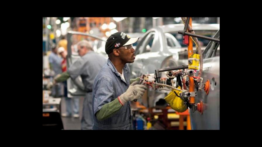 EEUU: actividad manufacturera en Chicago repunta en julio