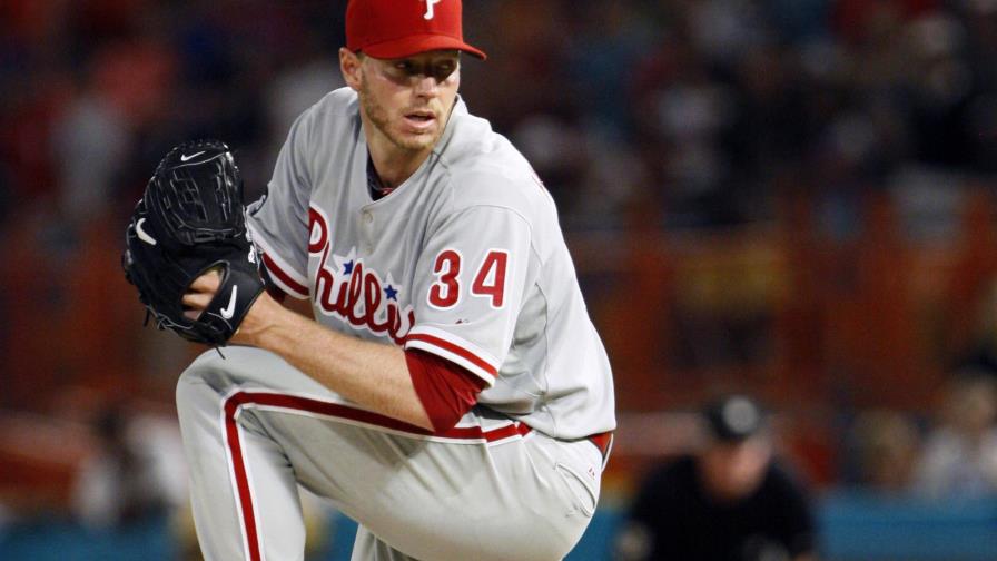 Filis retirarán número de Halladay en mayo