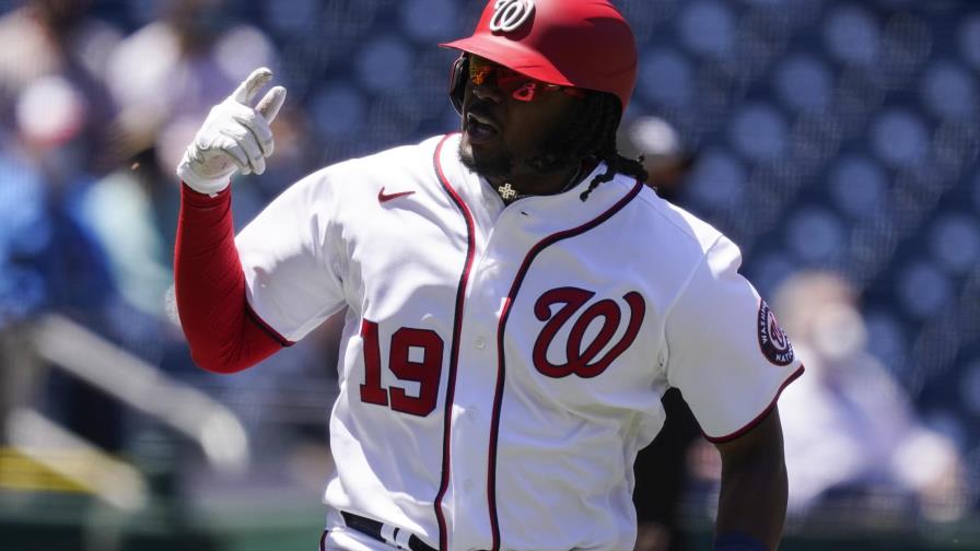 Bell y Schwarber jonronean en triunfo de Nacionales