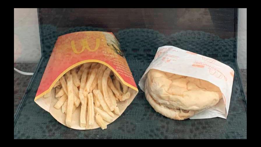 Hamburguesa inmortal: el último pedido de McDonald’s servido en Islandia hace 10 años sigue “tan fresco”