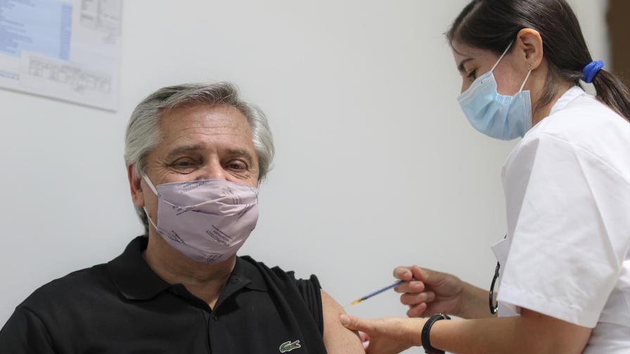 Argentina mantiene cierre fronteras, menos vuelos por COVID