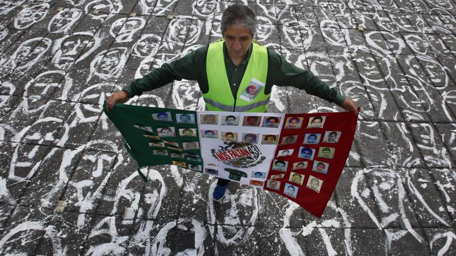 Familias esperan detenciones clave en caso Ayotzinapa