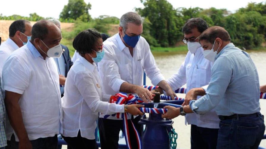 Inauguran planta potabilizadora en Dajabón
Inauguran planta potabilizadora en Dajabón