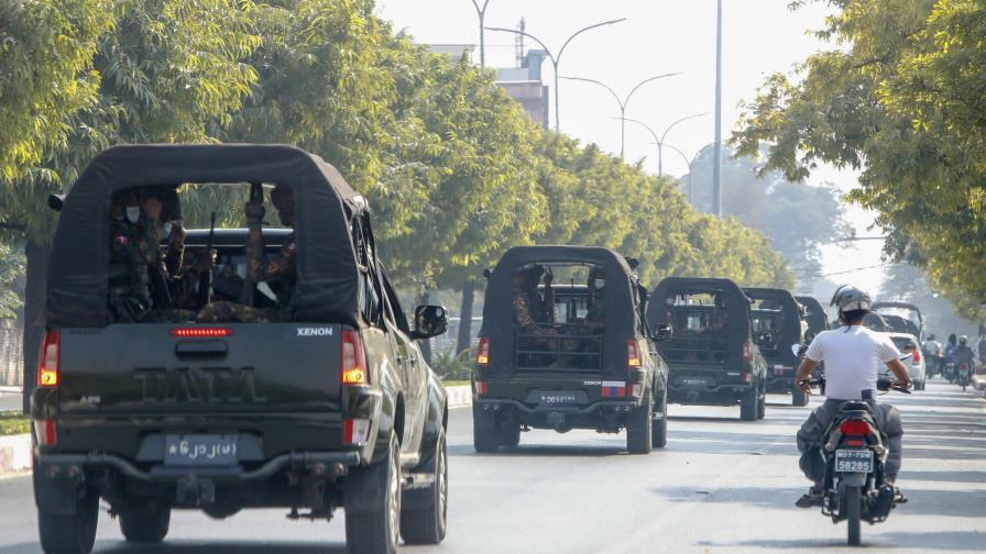 Myanmar bloquea Facebook ante resistencia al golpe