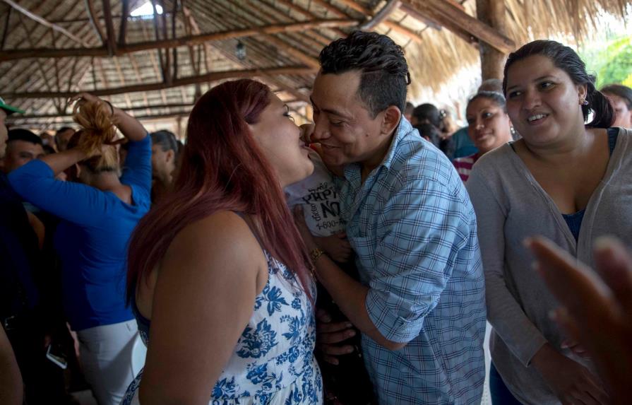 Unas 400 parejas se casan en Nicaragua por el Día del Amor