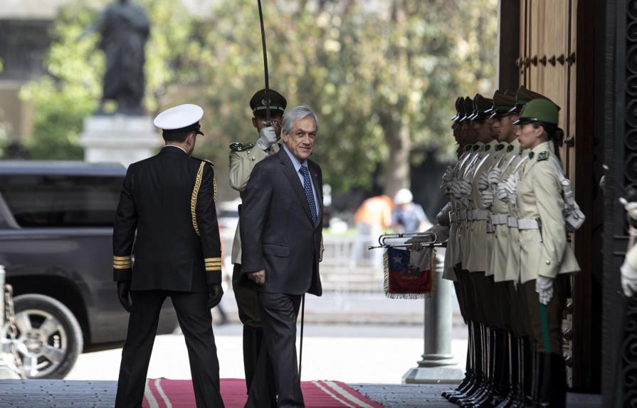 Presidente Piñera gobierna con mínimo apoyo en Chile