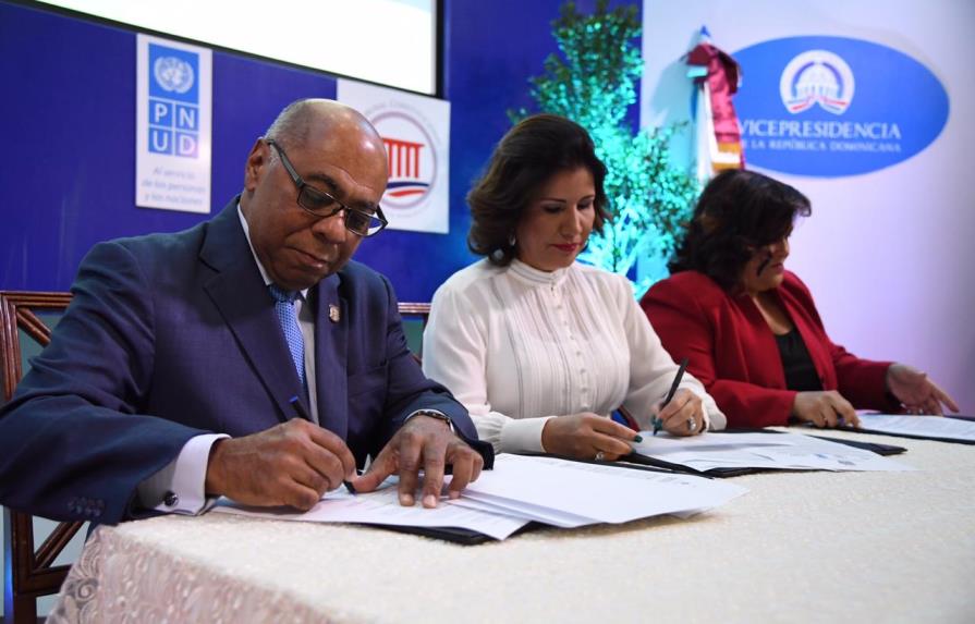 Vicepresidencia y TC firman acuerdo para la enseñanza de la Constitución
