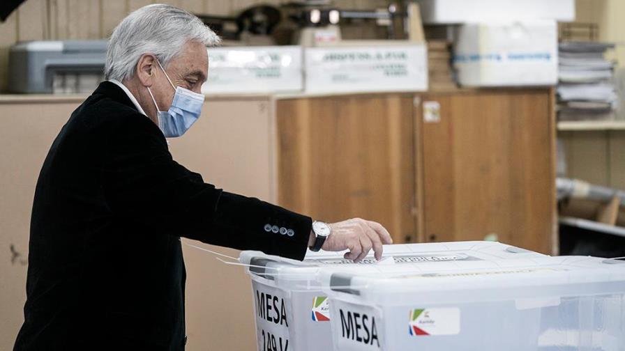 Piñera pide “moderación” y “no polarizar” la segunda vuelta en Chile