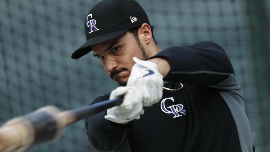 Rockies buscan reponerse a la pérdida de Arenado