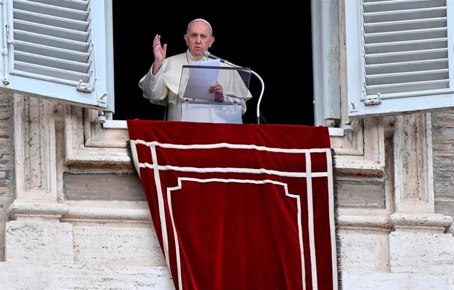 El papa pide mayor participación femenina en las instituciones de la Iglesia